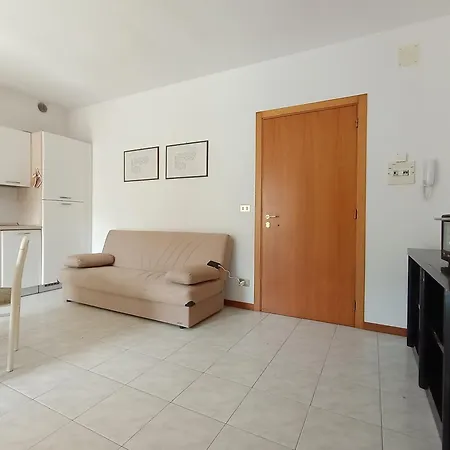 Nelly House - Con Piscina E Posto Auto Al Coperto Tortoreto